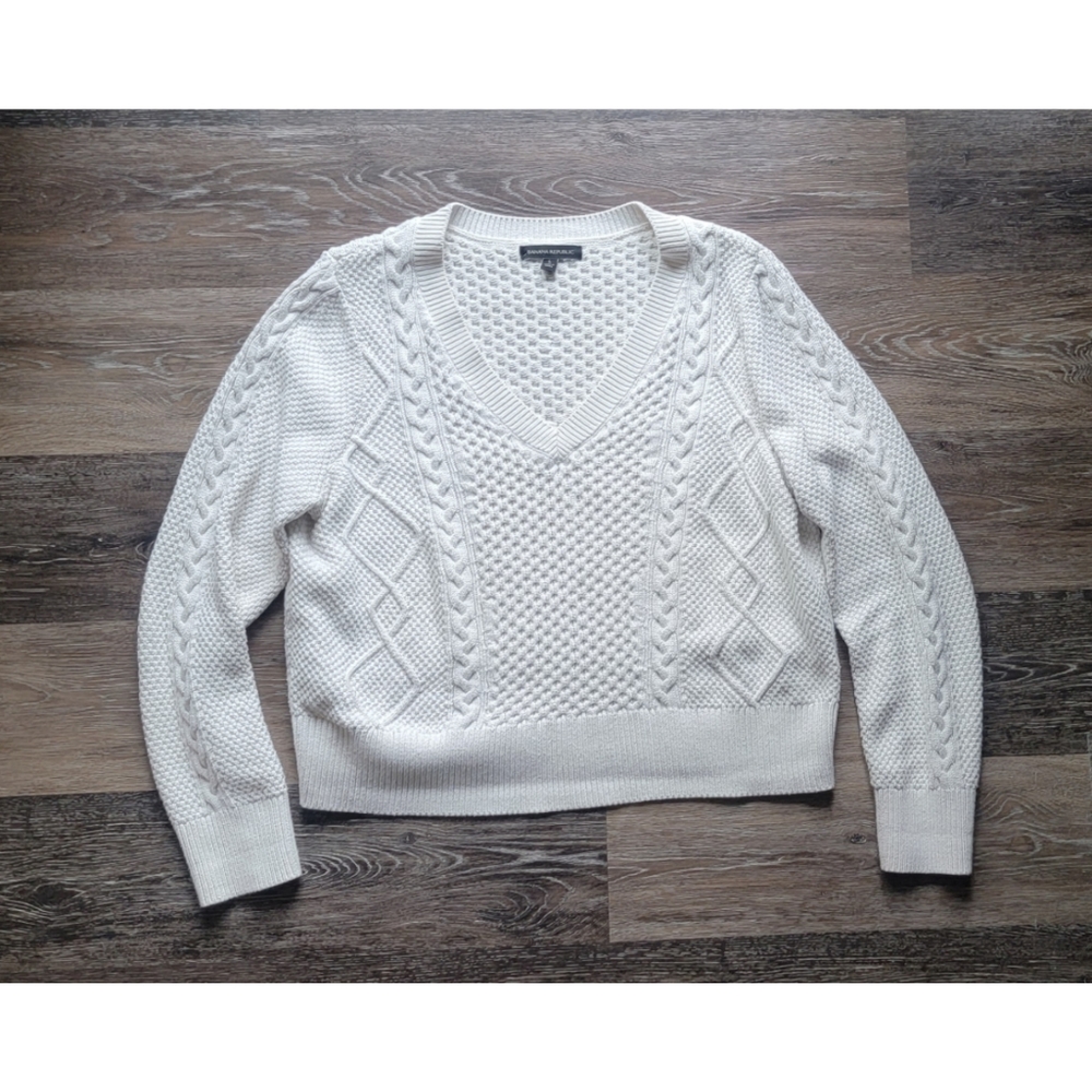 Banana Republic Cable Knit Cropped Sweater